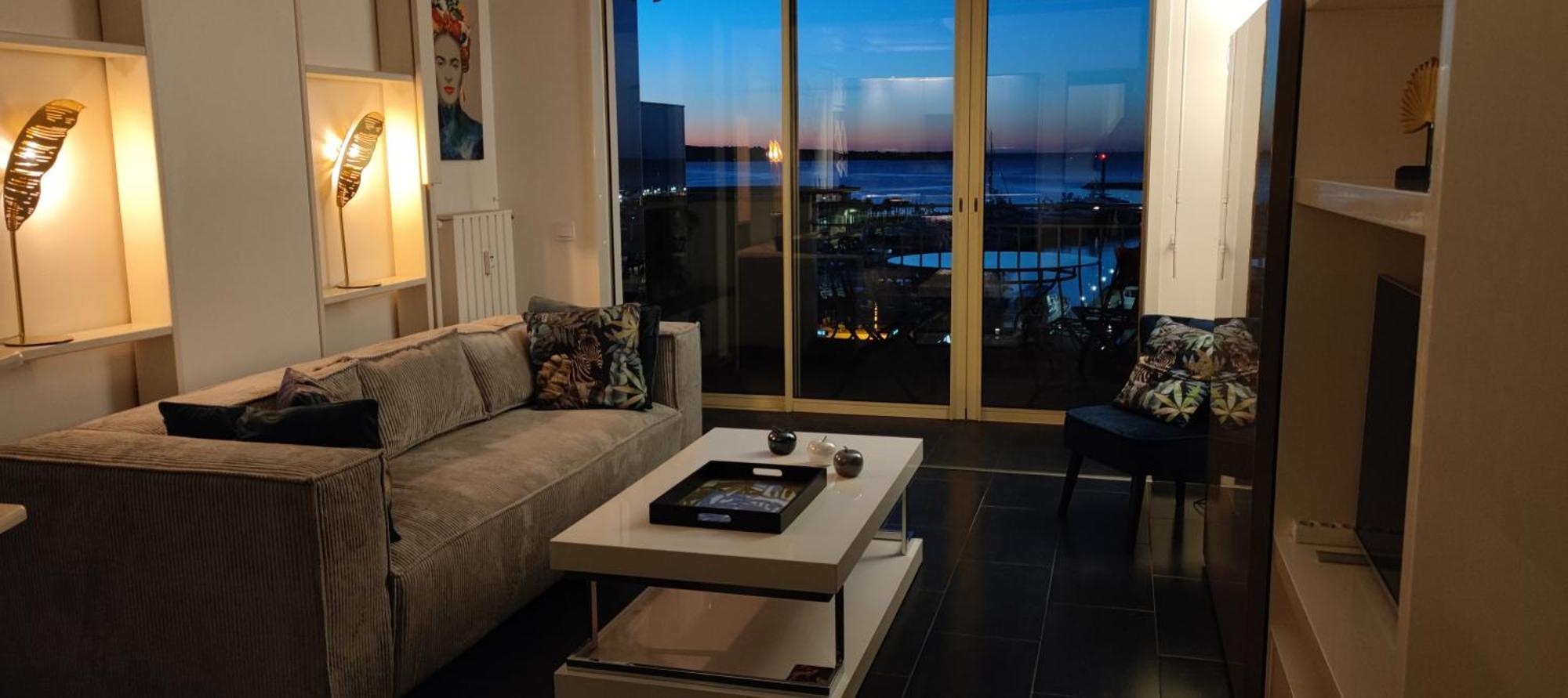 O Festival Palace, Terrace With Panoramic Sea View Канны Экстерьер фото
