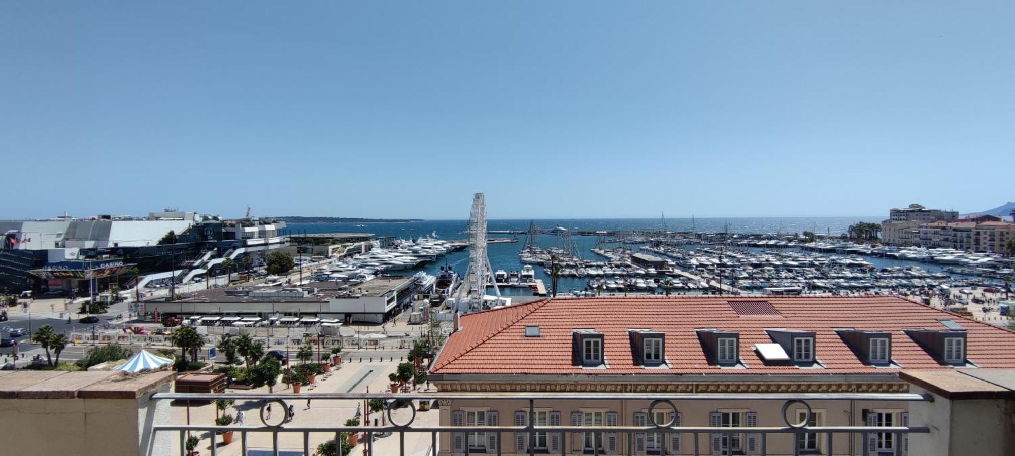 O Festival Palace, Terrace With Panoramic Sea View Канны Экстерьер фото